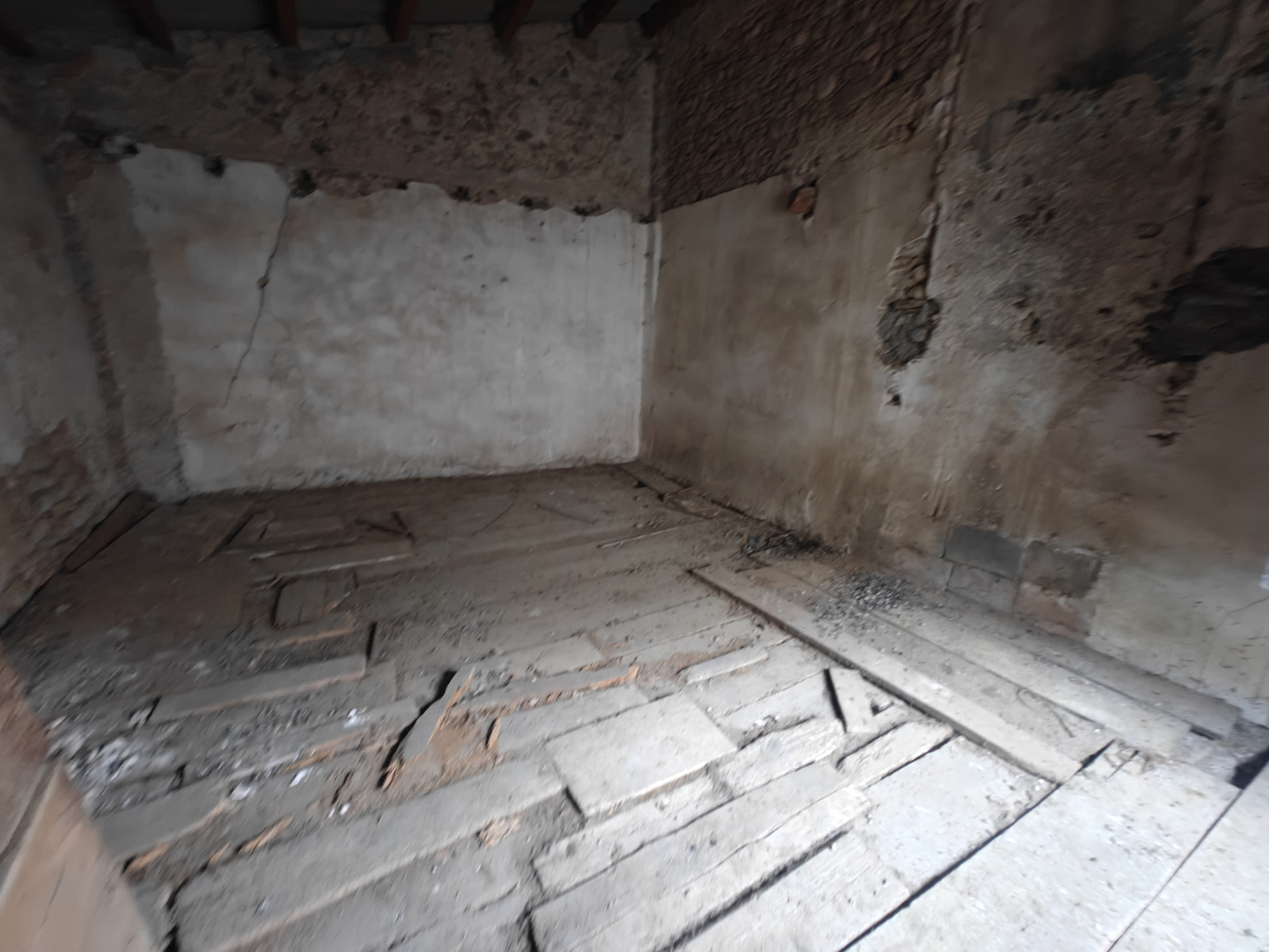 Image_2, Garage, La Digne-d'Amont, ref :9025