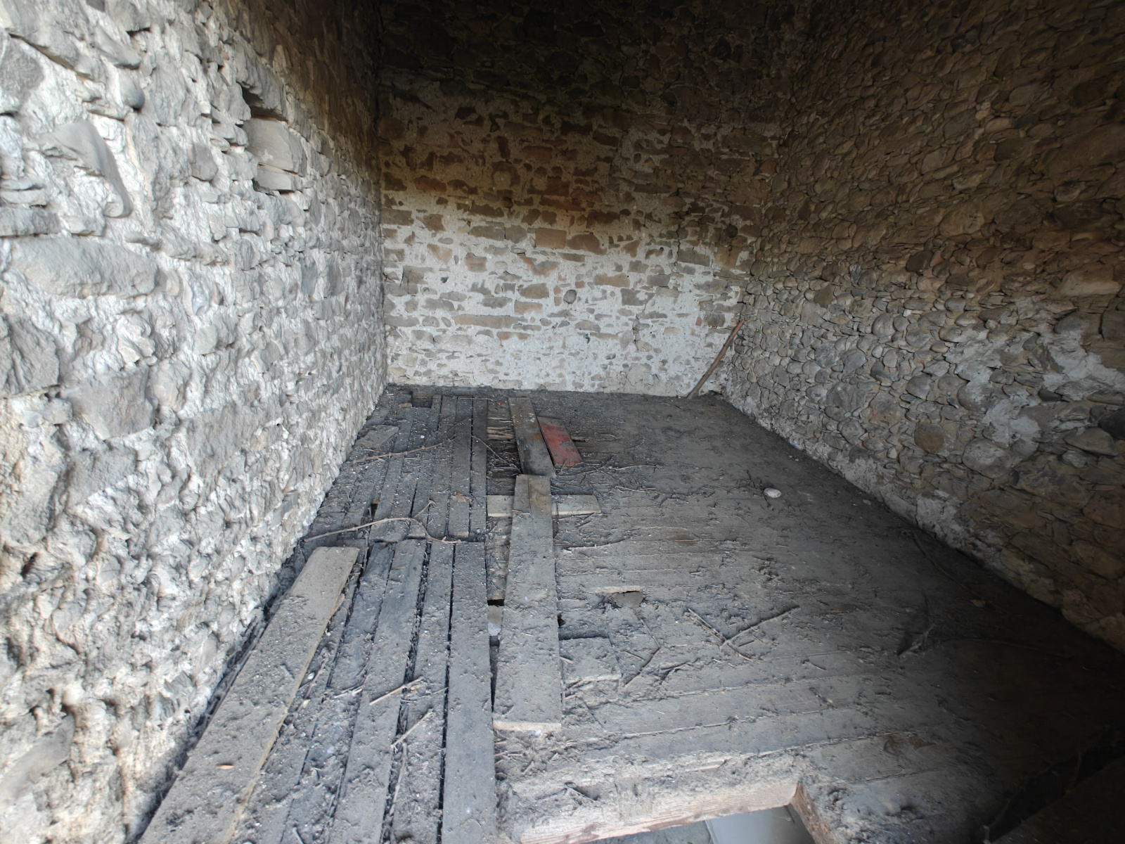 Image_4, Garage, La Digne-d'Amont, ref :9025