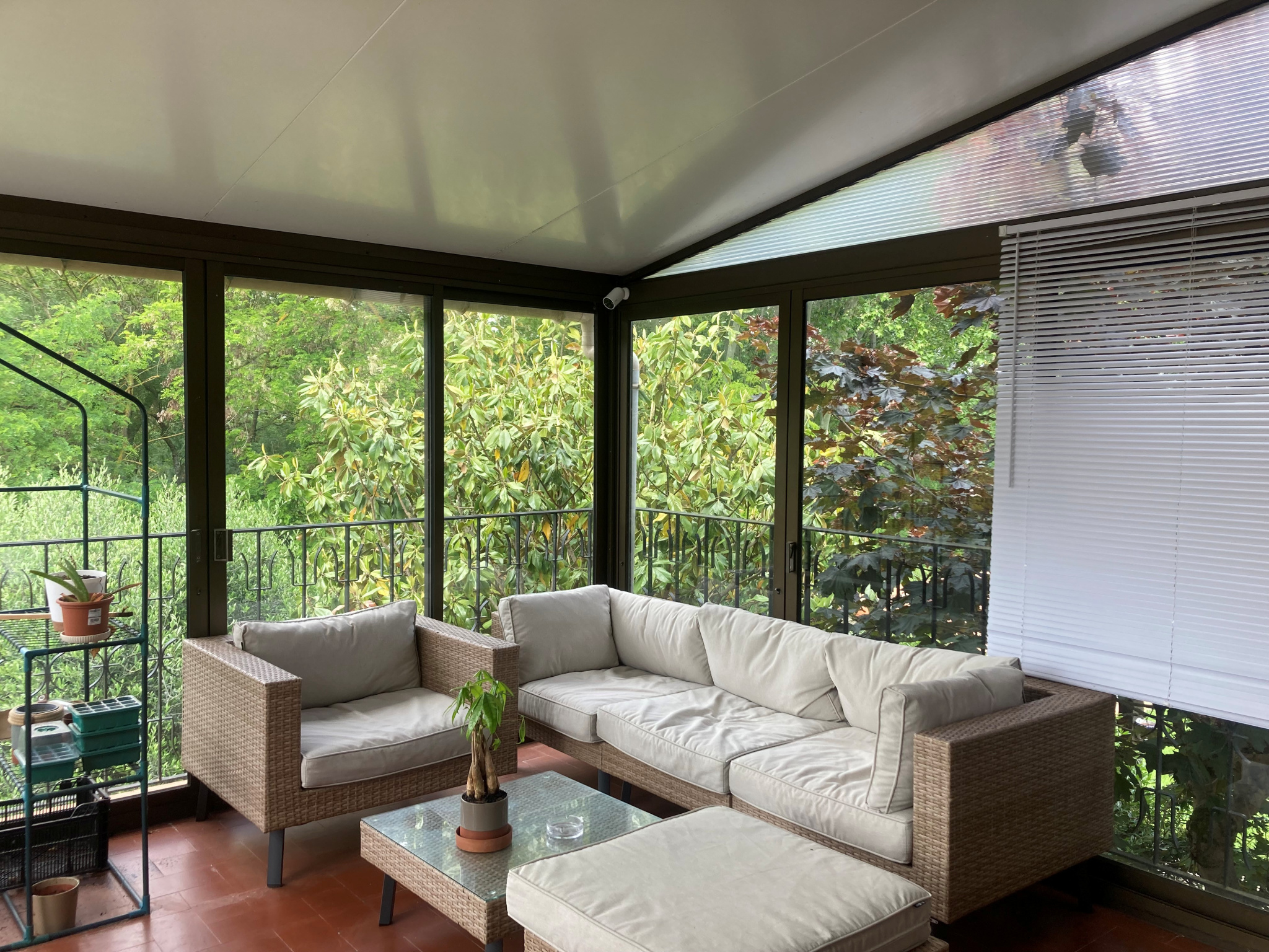 LIMOUX  VILLA 4 CHAMBRES 122m2 SUR DEUX NIVEAUX AVEC GRAND GARAGE ET JARDIN