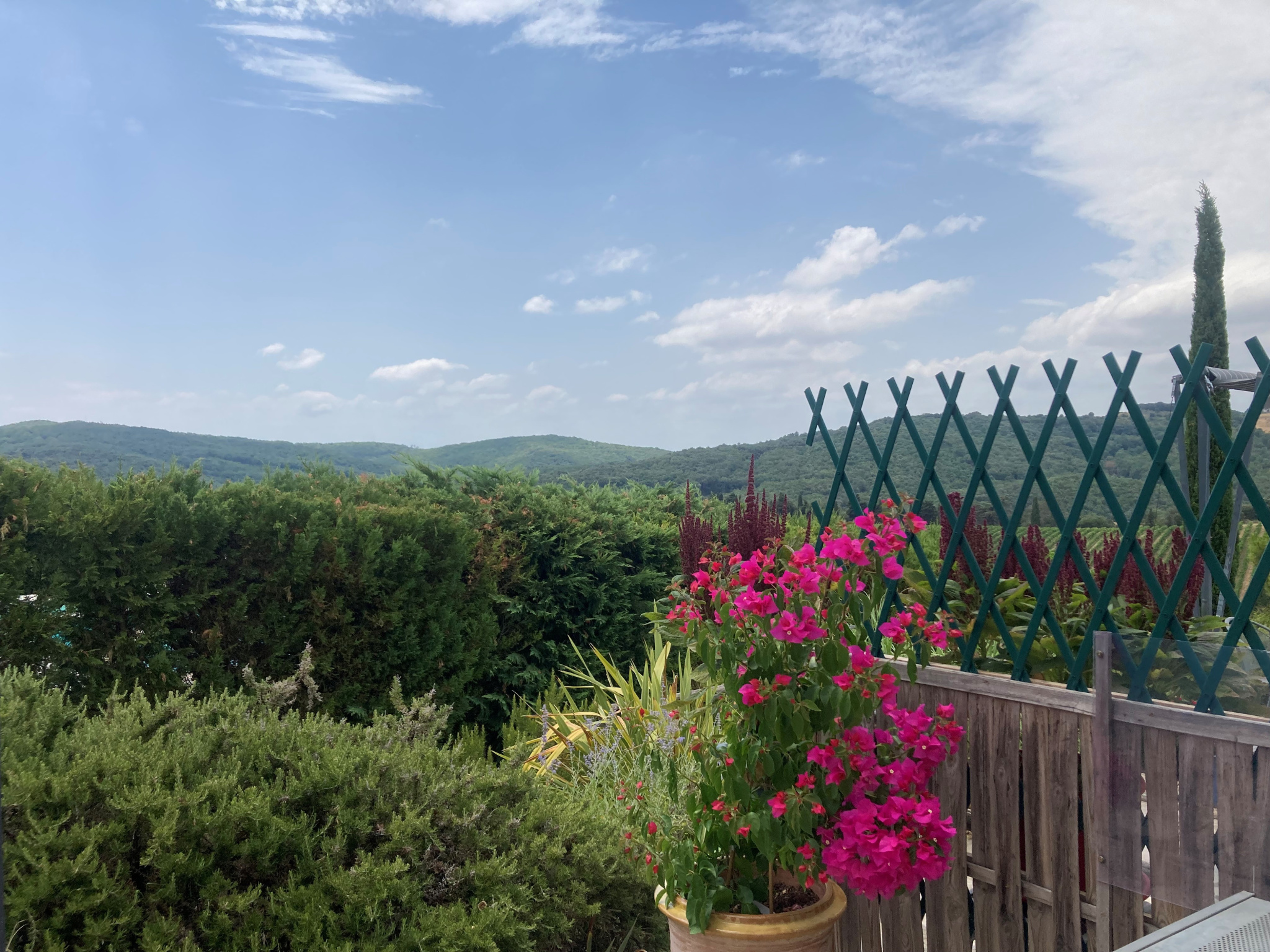 Village en hauteur entre Limoux et Carcassonne, villa de plain pieds, 2 chambres, avec terrasses et garage